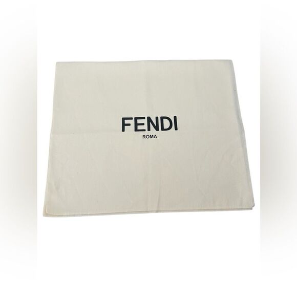 FENDI Flap Dustbag - Picture 1 of 4